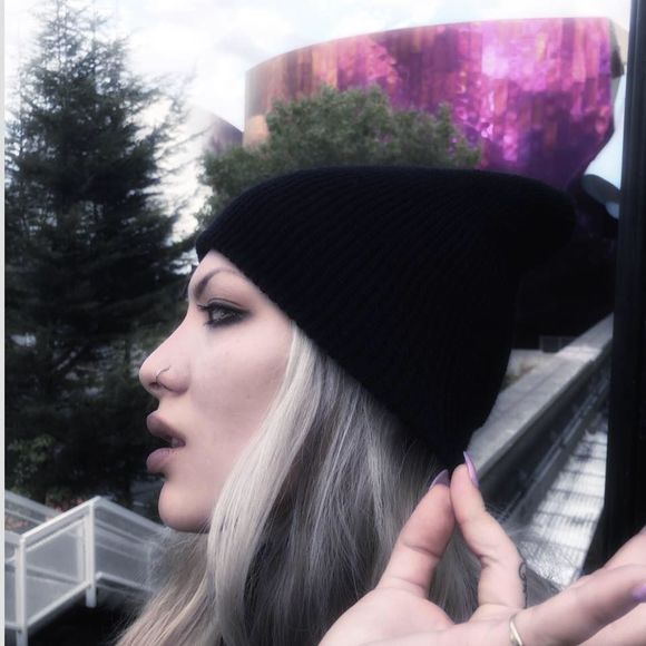 Meet your Posher, Beau - Picture 1 of 1